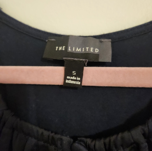 The Limited top - Picture 2 of 6